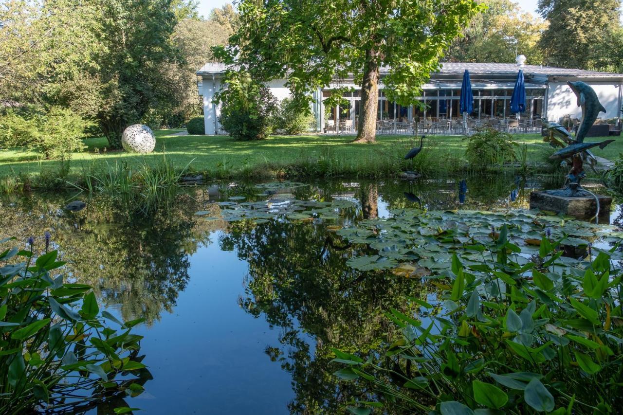 Bergers Airporthotel Memmingen Memmingerberg Bagian luar foto